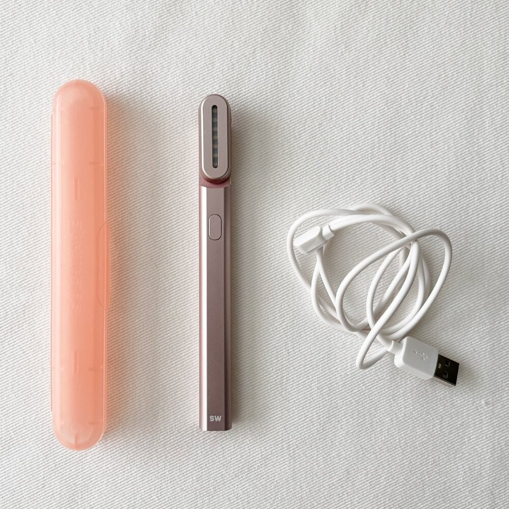 NWT Solawave Facial Wand in Rose Gold